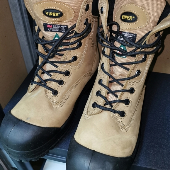 Safety boots - Picture 9 of 10